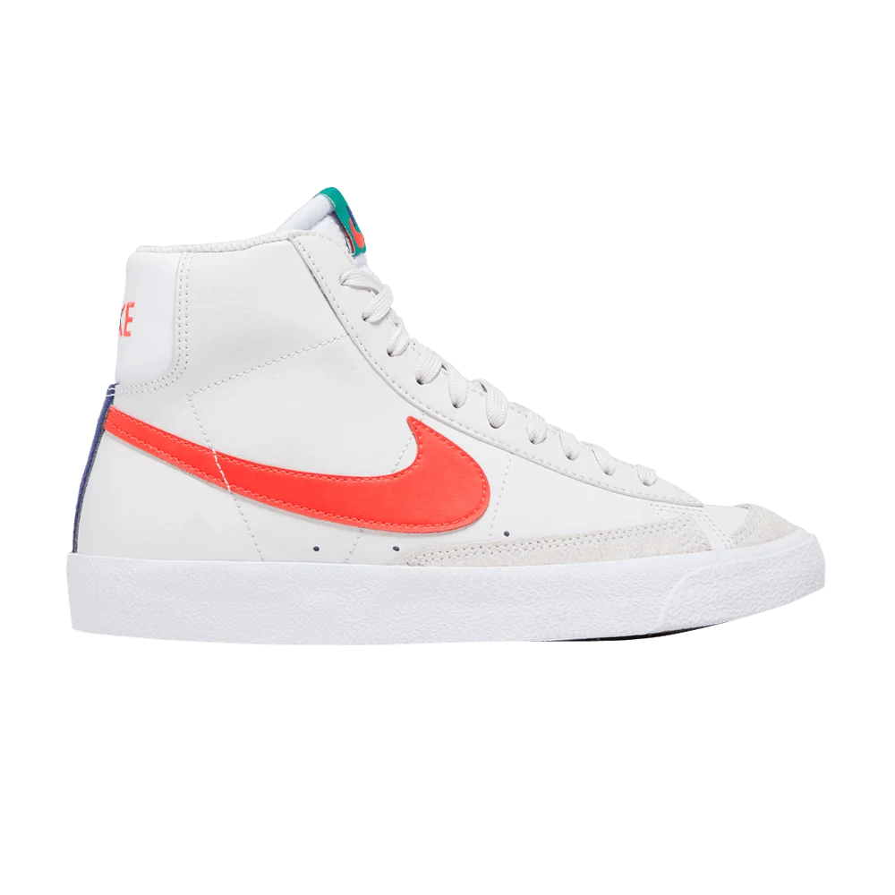 Krossovki-Nike-Blazer-Mid-77-GS-Platinum-Tint-Bright-Crimson