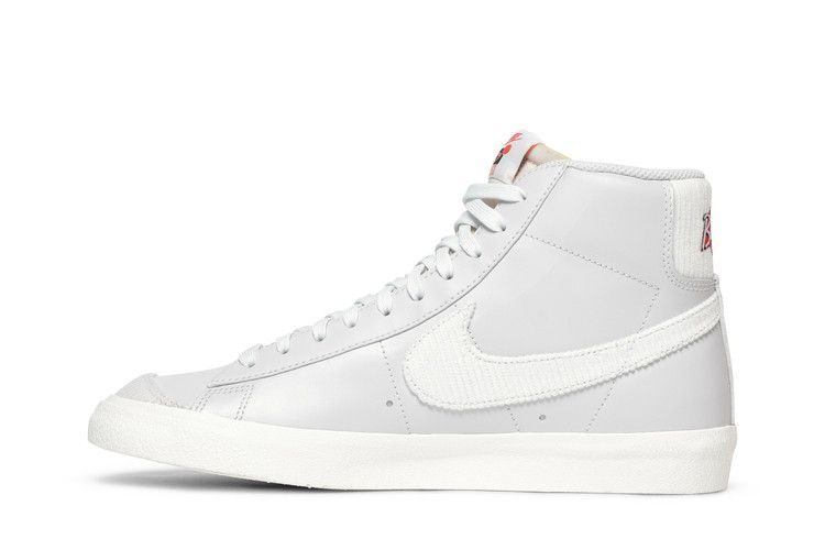blazer-mid-77-emb-vast-grey-dd8021-001_02