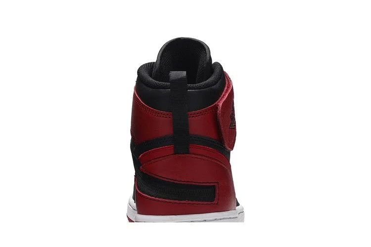 Кроссовки Air Jordan 1 High FlyEase 'Black Toe'