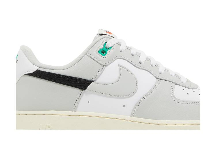Кроссовки Nike Air Force 1 '07 LV8 'Split - Light Silver'