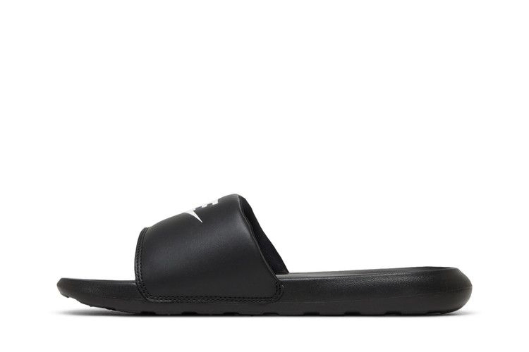 victori-one-slide-black-white-cn9675-002_02
