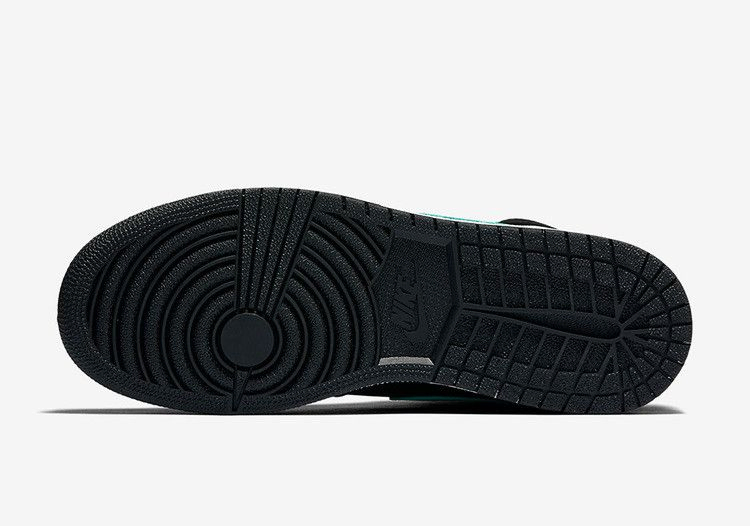 Кроссовки Air Jordan 1 Retro High BG 'Hyper Jade'