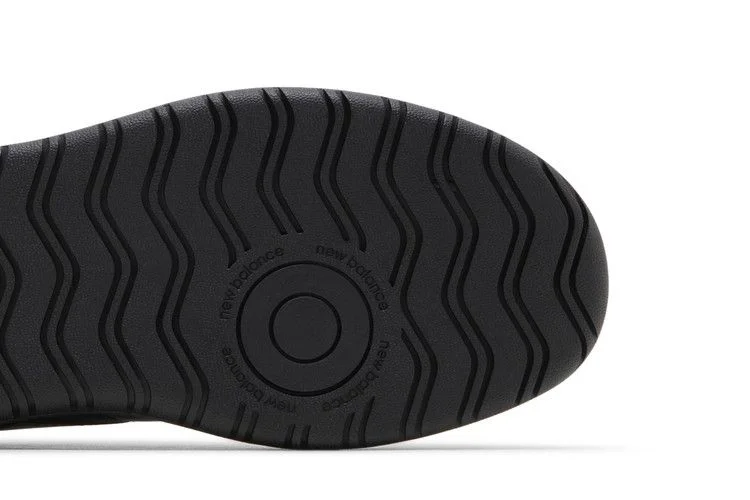Krossovki-New-Balance-CT302-Black-4