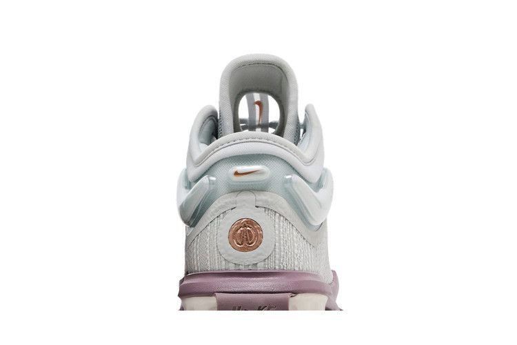 Кроссовки Nike Air Zoom GT Jump 2 'Photon Dust Metallic Red Bronze'