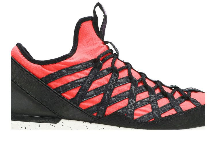 Кроссовки Nike React Terra Gobe ACG 'Bright Crimson'