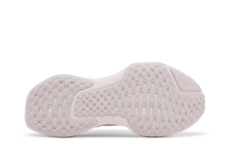 Кроссовки Nike Wmns ZoomX Invincible 3 'Pink Foam'