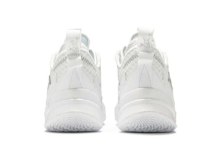 Кроссовки Air Jordan Why Not Zer0.3 'White Metallic'