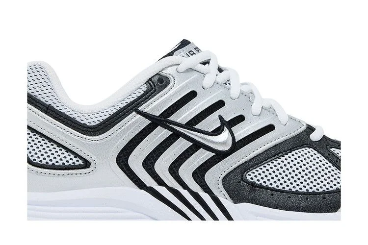 Krossovki-Nike-Air-Pegasus-2K5-Metallic-Silver-Black-1