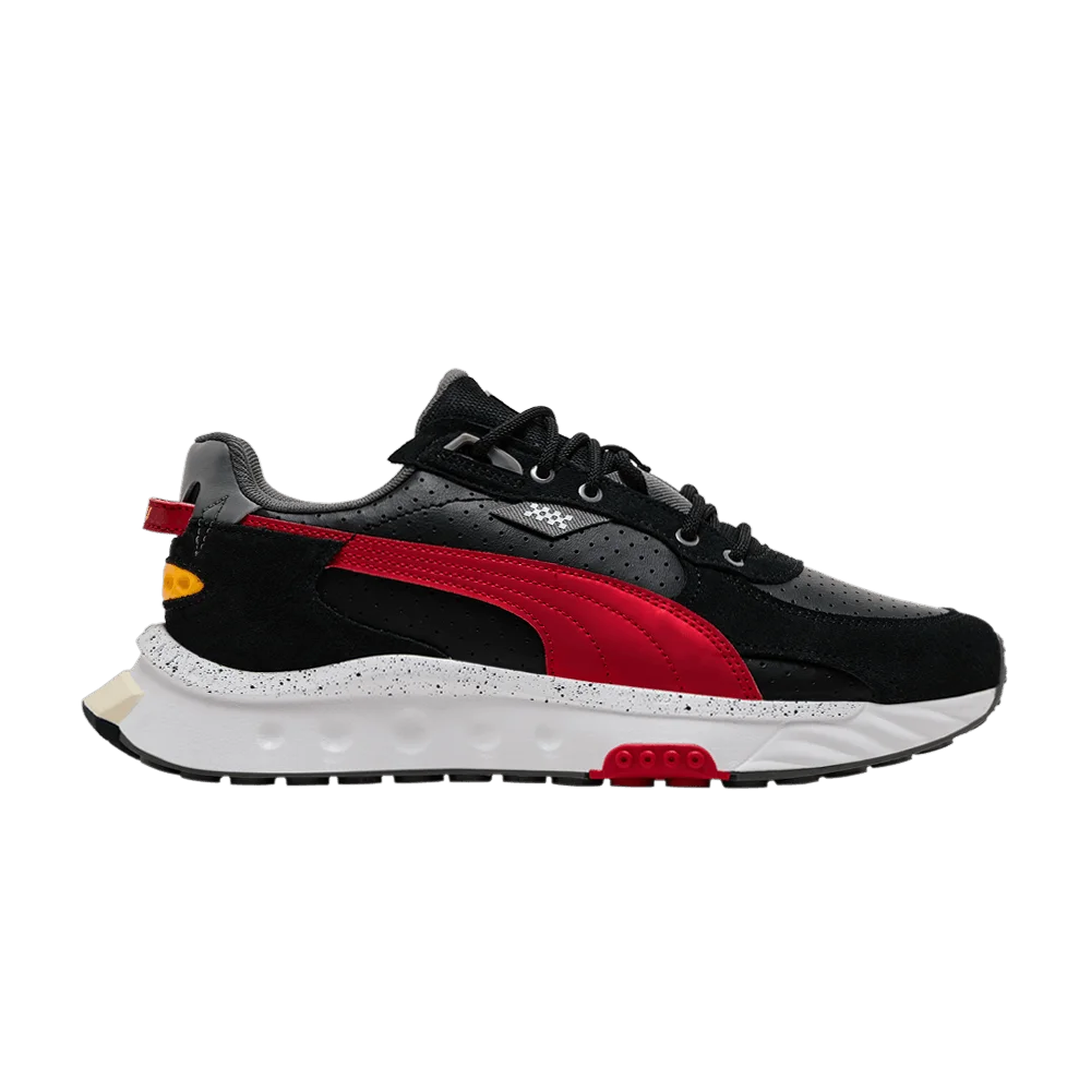 Krossovki-Puma-Scuderia-Ferrari-x-Wild-Rider-Black-Rosso-Corsa