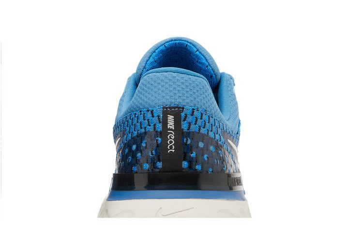 react-infinity-run-flyknit-3-dutch-blue-black-dh5392-400_06