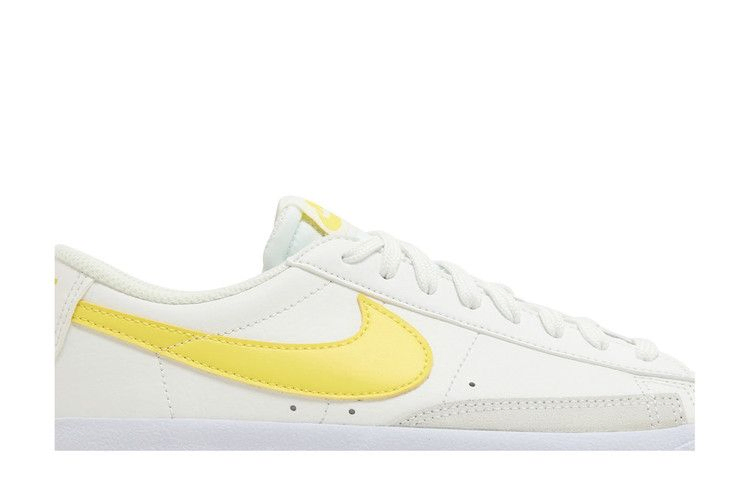 Кроссовки Nike Blazer Low '77 GS 'White Opti Yellow'