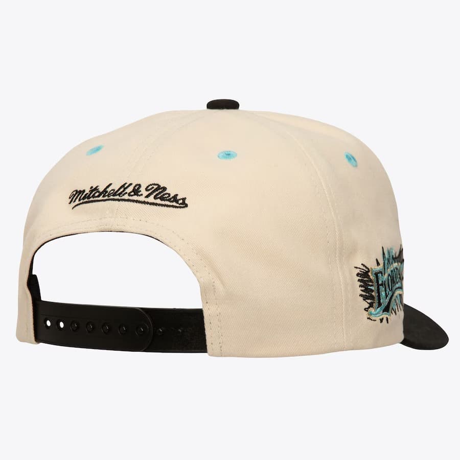 Бейсболка Mitchell & Ness Cream Florida Marlins Cooperstown Collection Overspray Pro Crown Snapback Hat