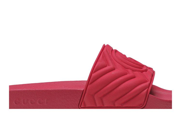 gucci-logo-slide-red-601041-jd600-6639_01