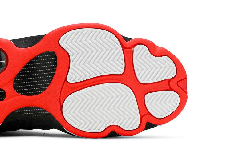 jordan-jumpman-team-2-gs-white-black-820273-106_04