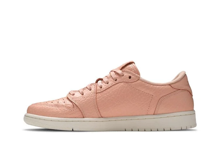Krossovki-Air-Jordan-1-Retro-Low-Swooshless-Arctic-Orange-2