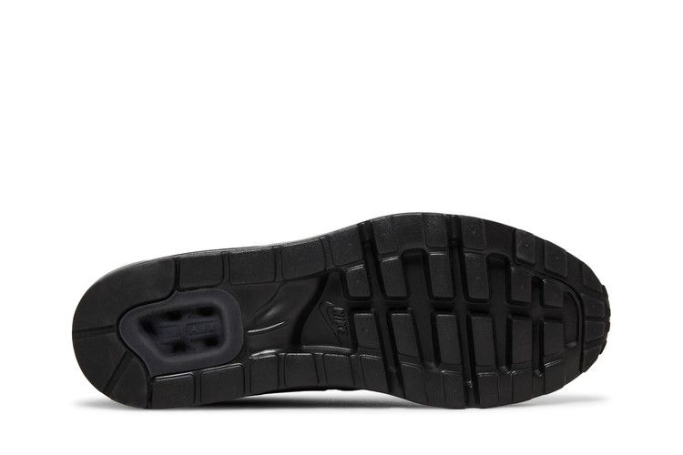 air-max-zero-essential-876070-006_03