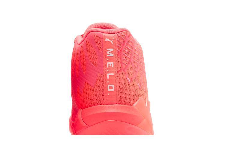 Кроссовки Puma MB.01 'Breast Cancer Awareness'