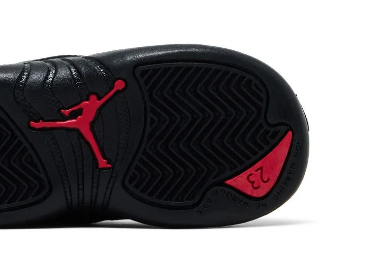 Krossovki-Air-Jordan-12-Retro-TD-Bloodline-4