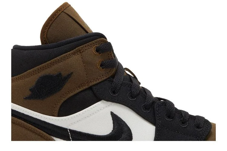 Кроссовки Wmns Air Jordan 1 Mid SE 'Olive Toe'