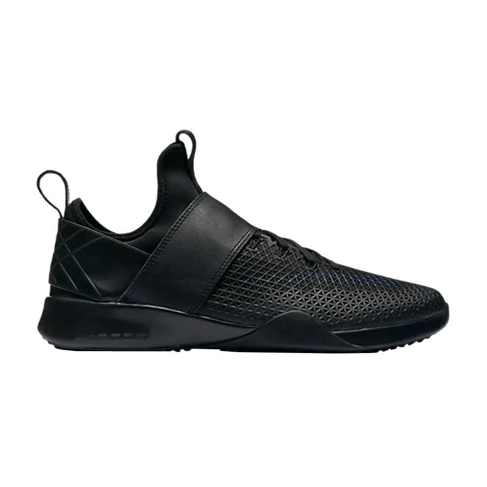 Krossovki-Nike-Wmns-Air-Zoom-Strong-5