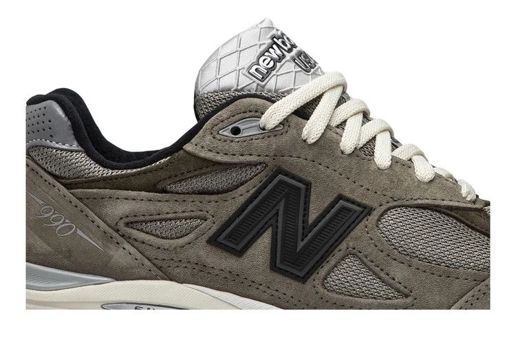 Krossovki-JJJJound-x-New-Balance-990v3-Made-In-USA-Urban-Grey-1