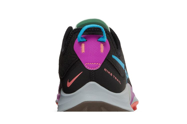 air-zoom-terra-kiger-8-black-vivid-purple-dh0649-003_06