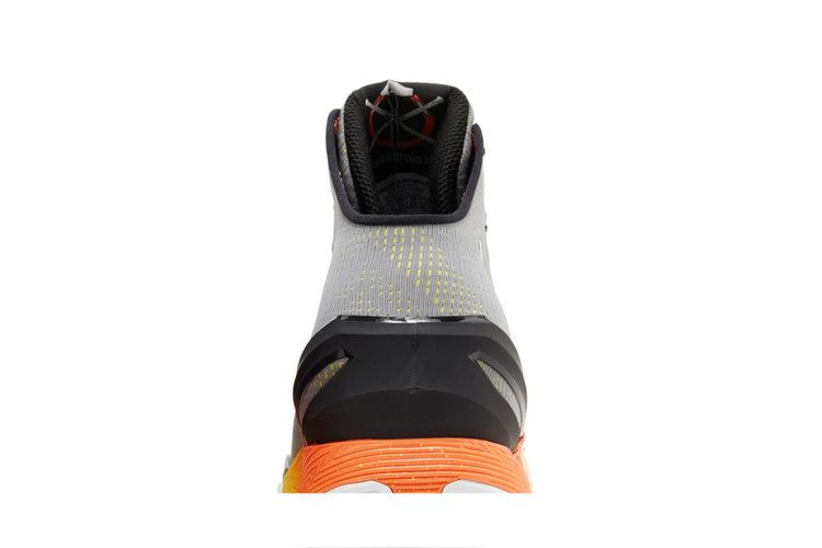 curry-2-retro-iron-sharpens-iron-2022-3026052-100_06