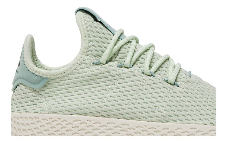 Кроссовки Pharrell Williams x adidas Tennis Hu J 'Linen Green'