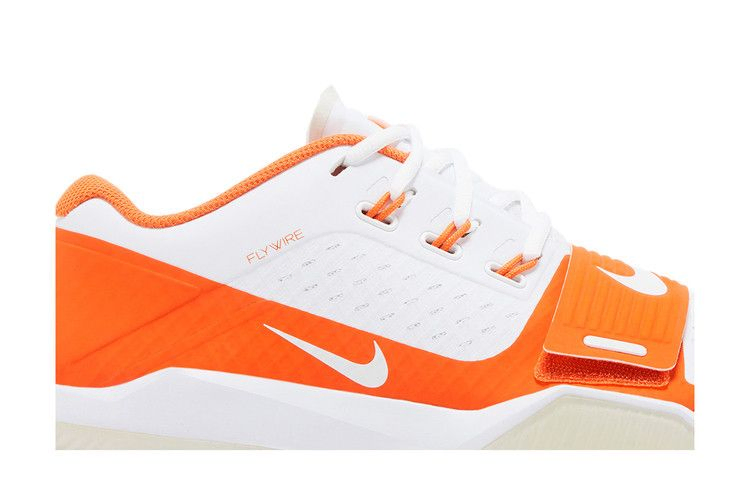 Кроссовки Nike Alpha Menace Turf Low 'White Orange'