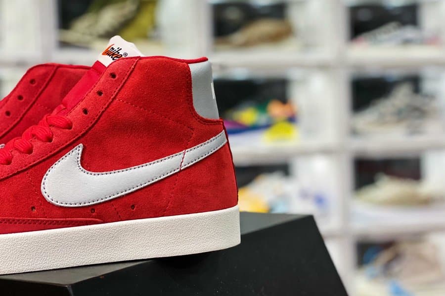 Кроссовки Nike Blazer Mid Vintage 'University Red'