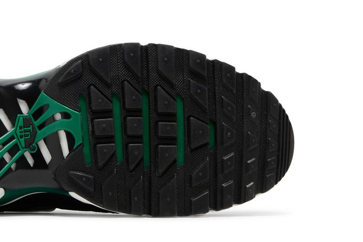 Кроссовки Nike Air Max Plus 'Black Malachite Gum'