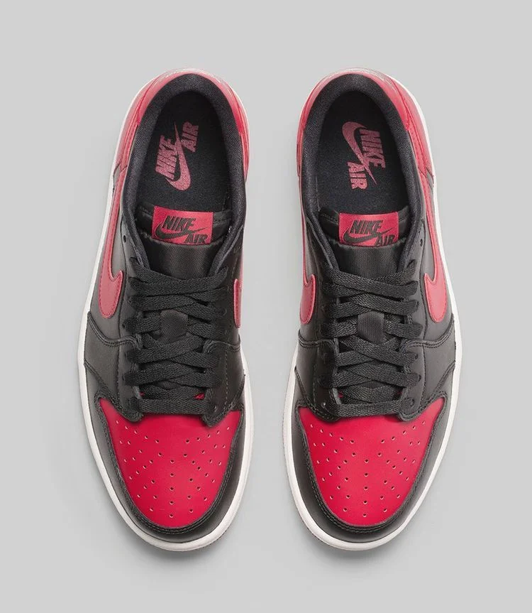 Krossovki-Air-Jordan-1-Retro-Low-OG-GS-Bred-3