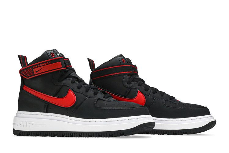 air-force-1-boot-black-university-red-da0418-002_07