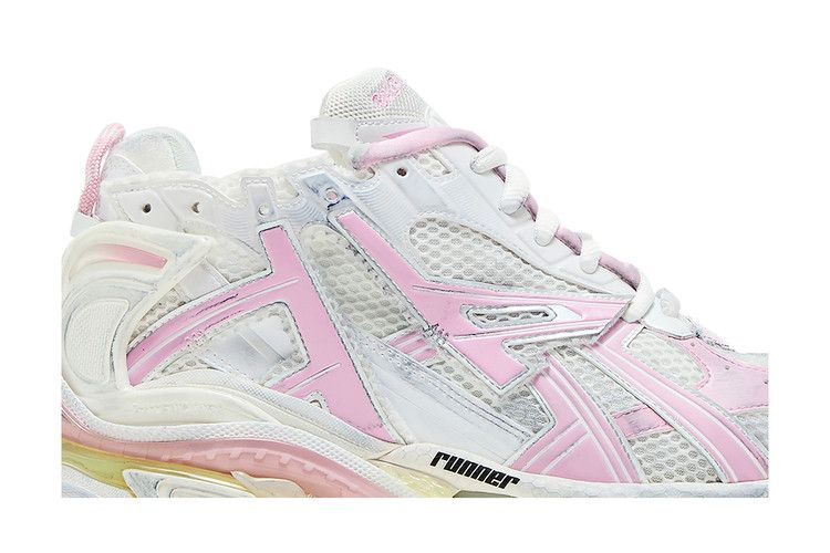 Кроссовки Balenciaga Runner Sneaker 'Pink'