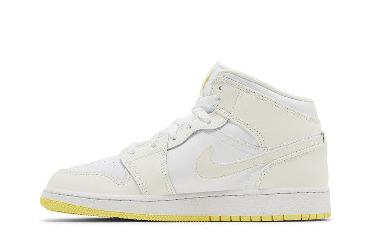 air-jordan-1-mid-gs-sail-light-laser-orange-fd8780-181_02