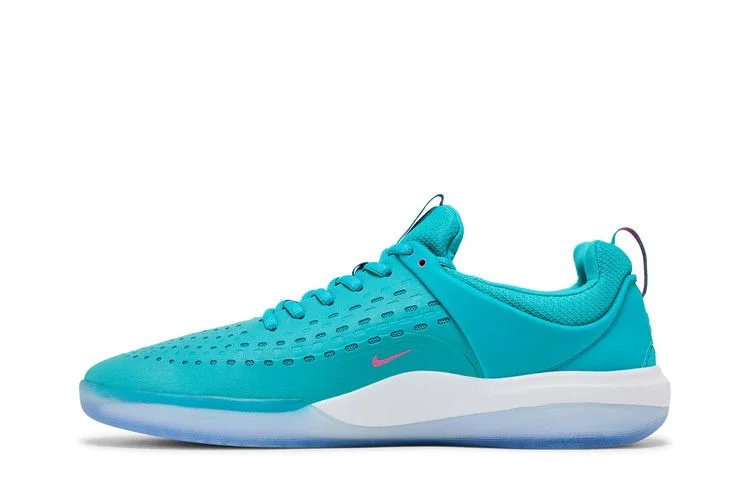Кроссовки Nike Zoom Nyjah 3 SB 'Dusty Cactus'