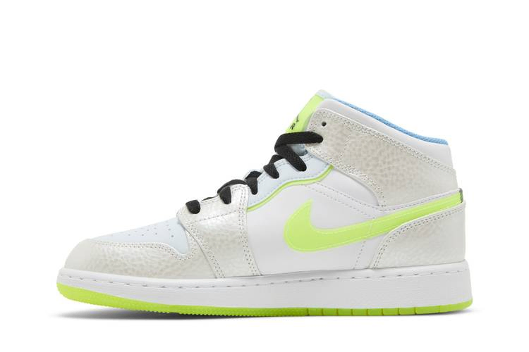 air-jordan-1-mid-se-gs-warped-swoosh-dv1314-017_02