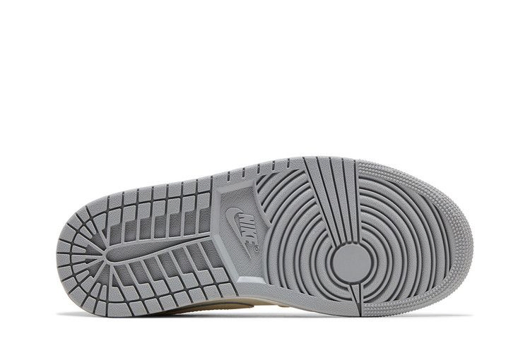 Кроссовки Wmns Air Jordan 1 Low 'Sail Soft Pearl Sequins'