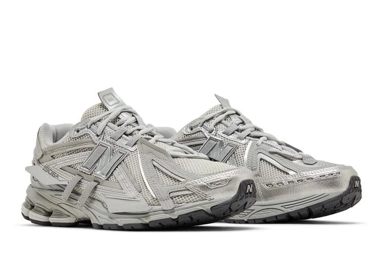 Krossovki-New-Balance-1906A-Concrete-Silver-Metallic-7