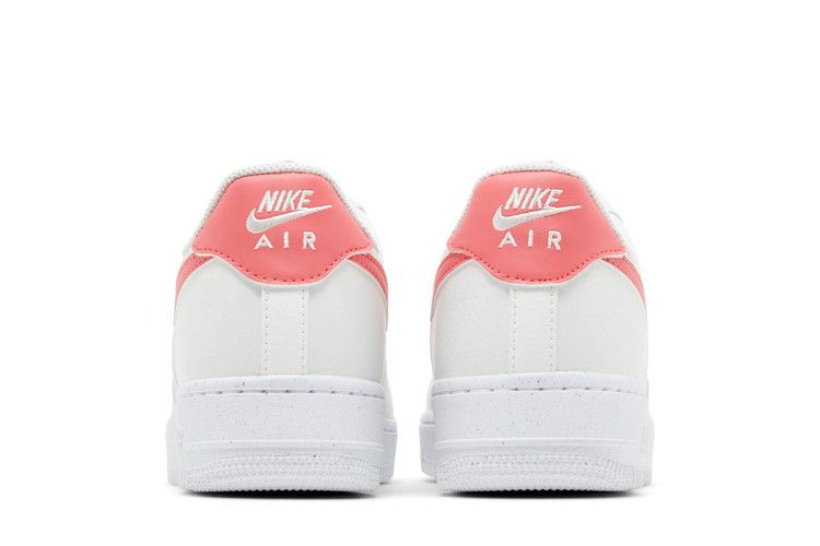 Кроссовки Nike Wmns Air Force 1 '07 SE Next Nature 'White Sea Coral'