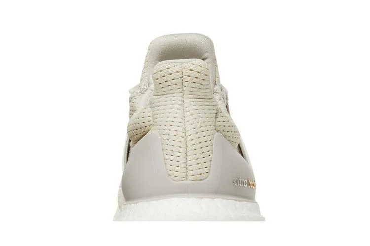 Krossovki-adidas-UltraBoost-1.0-Retro-Cream-2022-6
