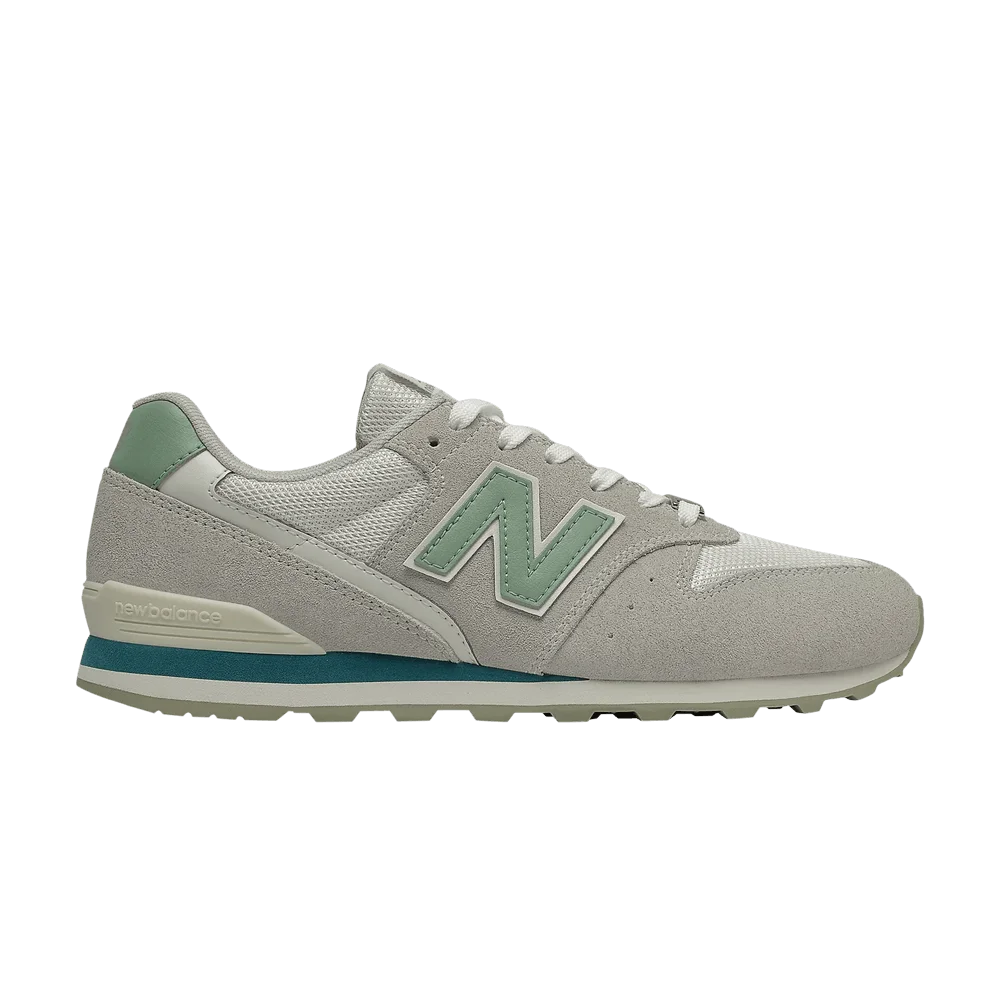 Krossovki-New-Balance-Wmns-996v2-Silver-Birch-Dry-Sage