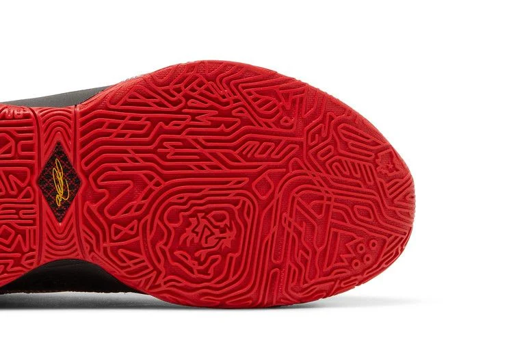 Krossovki-Nike-LeBron-20-GS-Trinity-4