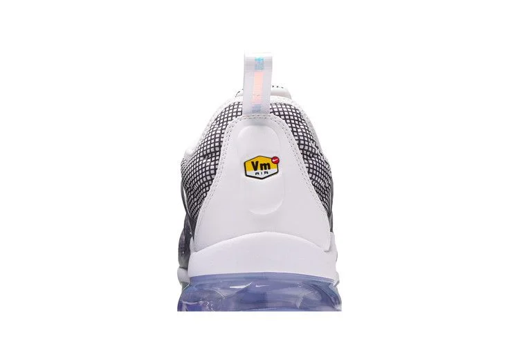 Кроссовки Nike Air Max VaporMax Plus 'Grid Print'