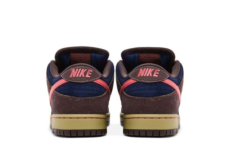 Кроссовки Nike Dunk Low SB 'Baroque Brown Adobe'