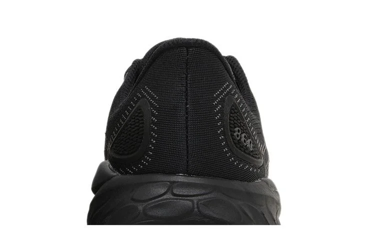 Krossovki-New-Balance-Fresh-Foam-X-860v13-2E-Wide-Black-Phantom-6