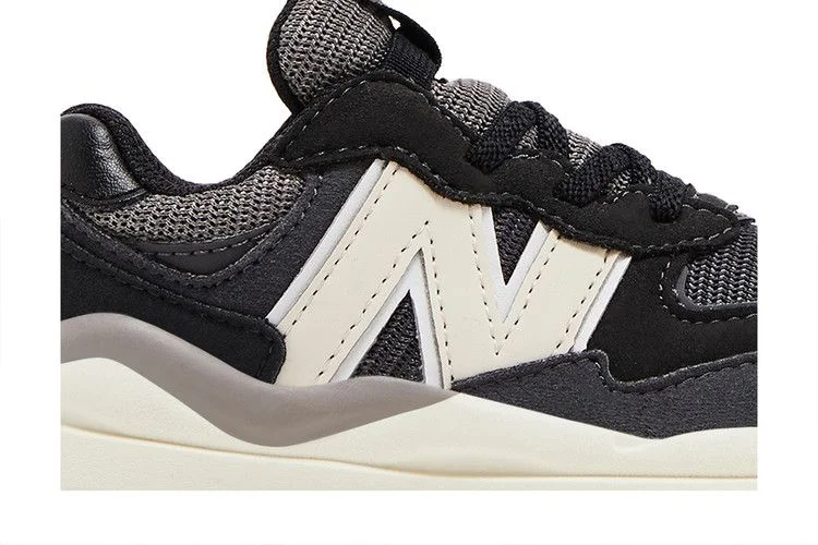 Кроссовки New Balance 57/40 Bungee Toddler 'Black Moonbeam'
