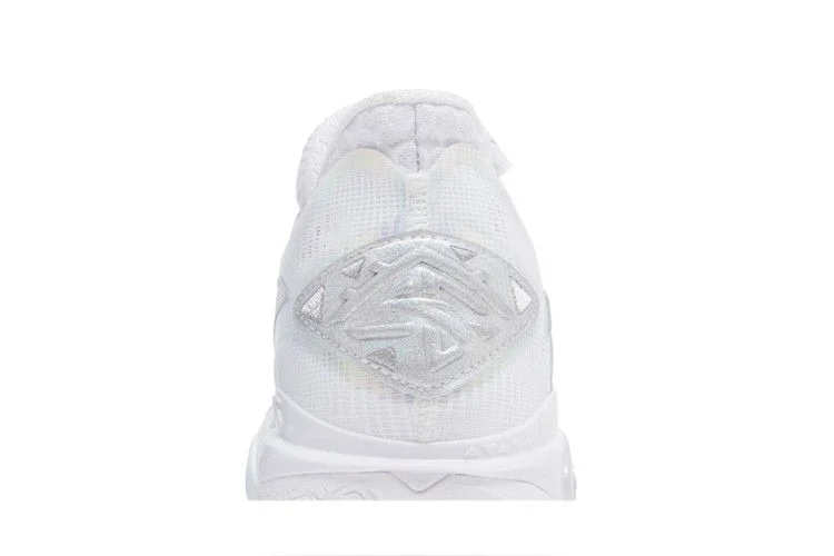 Кроссовки Kyrie Irving x Anta Shock Wave 5 'Inheritance'