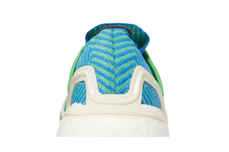stella-mccartney-x-wmns-ultraboost-20-intense-green-eg1070_06