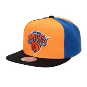Mitchell-Ness-On-The-Block-Snapback-New-York-Knicks-300x300